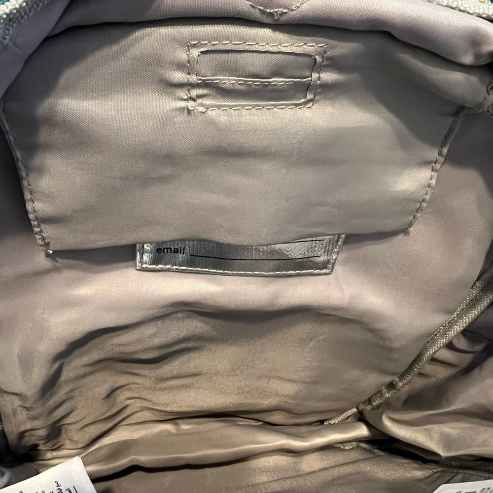 Pottery Barn Kids Butterfly Backpack in Pink and Blue Mackenzie small NWT glow - Picture 9 of 9
